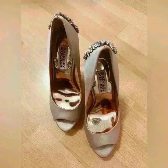 Badgley Mischka Kiara Crystal Heel Rose Gold Platform Pumps Size 5.5 - Picture 7 of 9